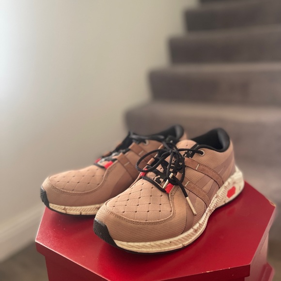 Oasis Shoes - Comfortable Oasis lightweight running shoes in Pink